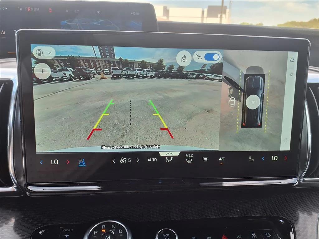 new 2025 Ford Expedition car, priced at $78,142