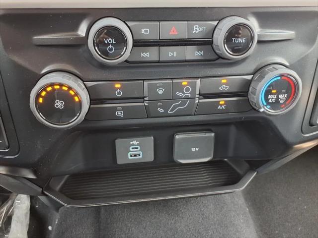 new 2025 Ford F-250 car, priced at $55,011