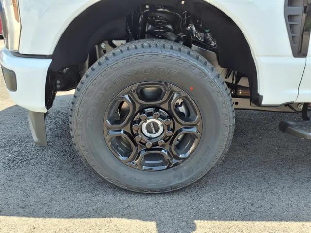 new 2025 Ford F-250 car, priced at $55,011