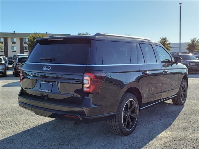 new 2024 Ford Expedition car, priced at $69,673