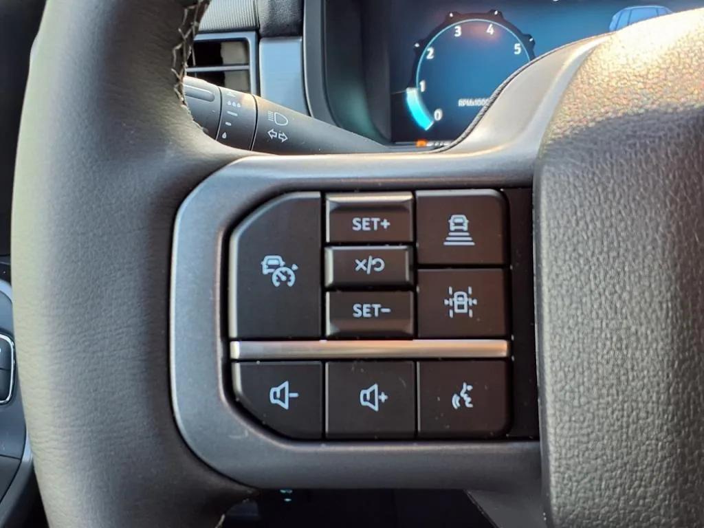 new 2025 Ford F-150 car, priced at $60,037