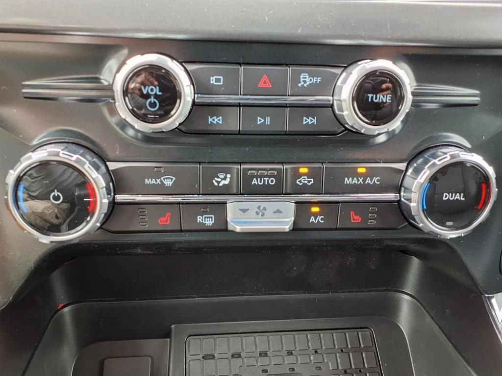 new 2025 Ford F-150 car, priced at $58,922