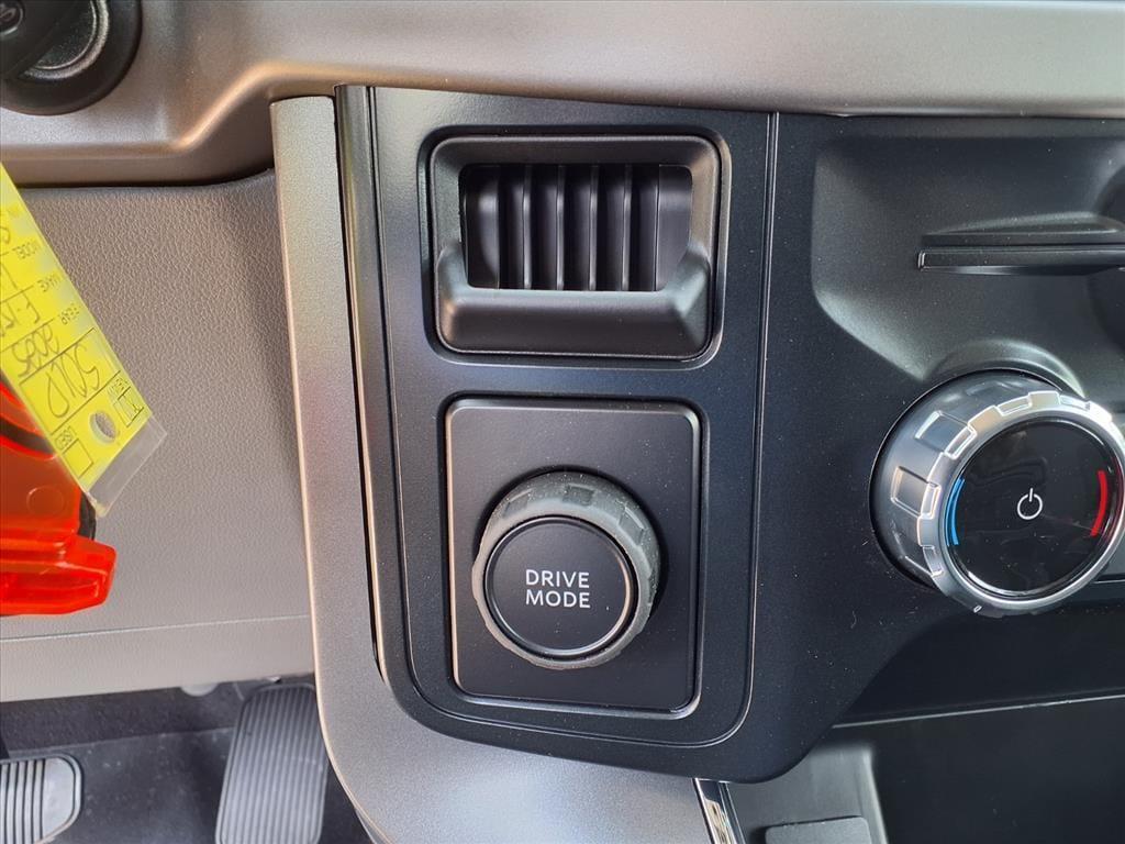 new 2025 Ford F-150 car, priced at $42,421