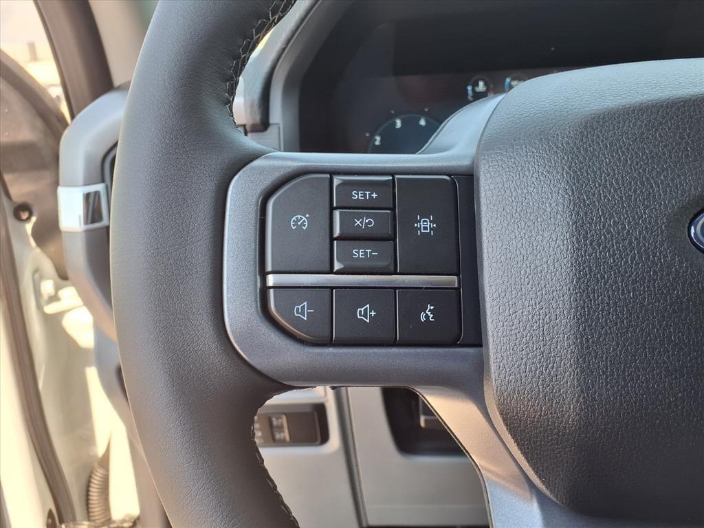 new 2025 Ford F-150 car, priced at $42,421