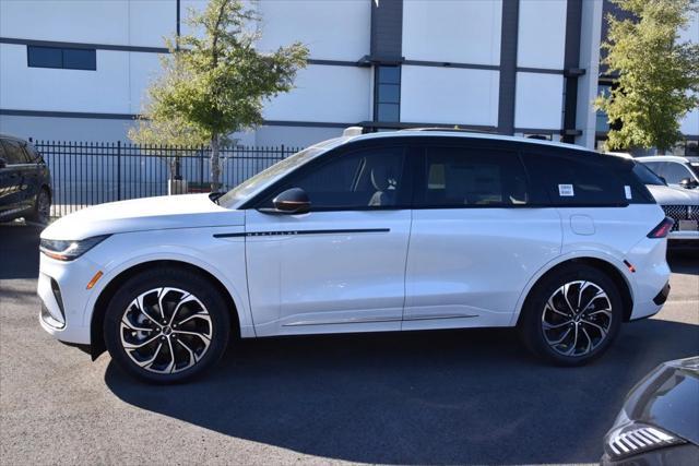 new 2024 Lincoln Nautilus car, priced at $59,011