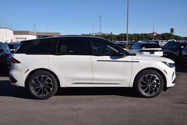 new 2024 Lincoln Nautilus car, priced at $59,011