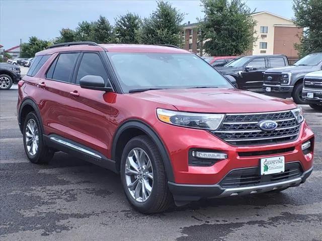 new 2024 Ford Explorer car, priced at $40,982