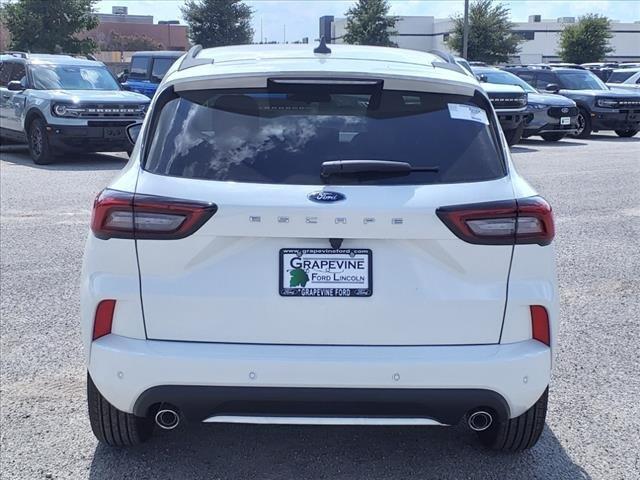 new 2024 Ford Escape car, priced at $25,488