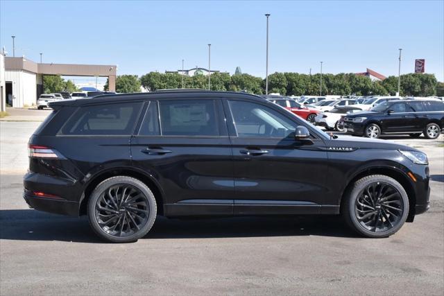 new 2025 Lincoln Aviator car, priced at $69,672