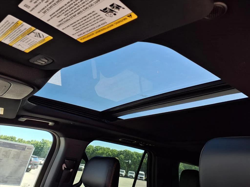 new 2025 Ford Expedition car, priced at $84,940