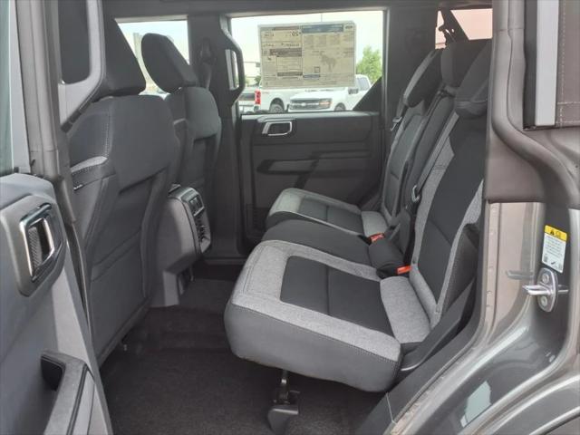 new 2025 Ford Bronco car, priced at $40,885