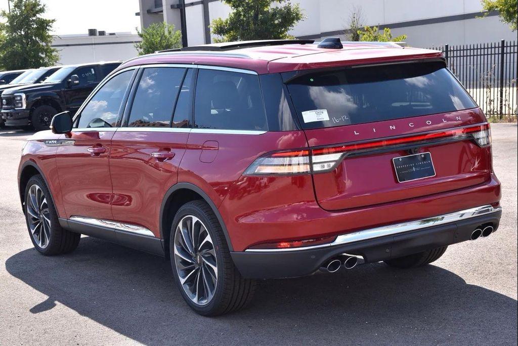 new 2025 Lincoln Aviator car, priced at $76,282