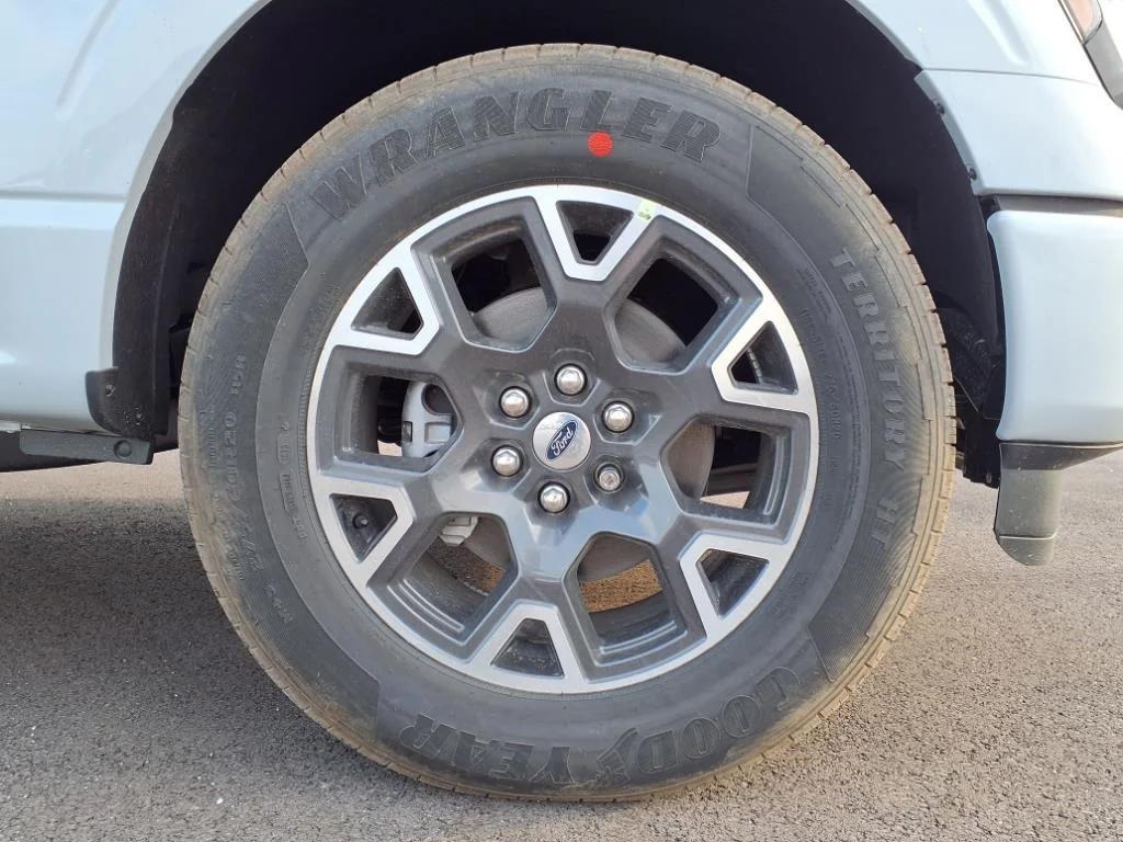 new 2025 Ford F-150 car, priced at $38,880