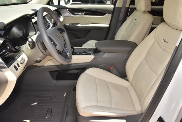 used 2020 Cadillac XT6 car, priced at $32,454