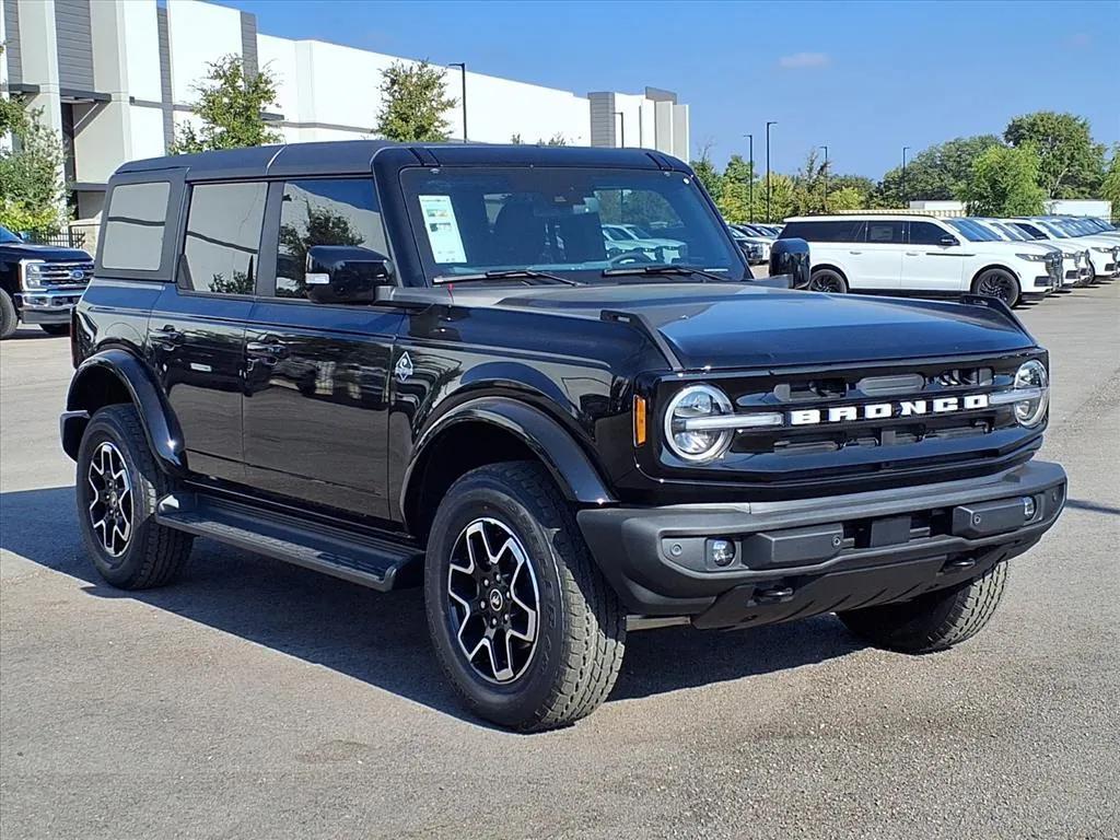 new 2025 Ford Bronco car, priced at $50,119