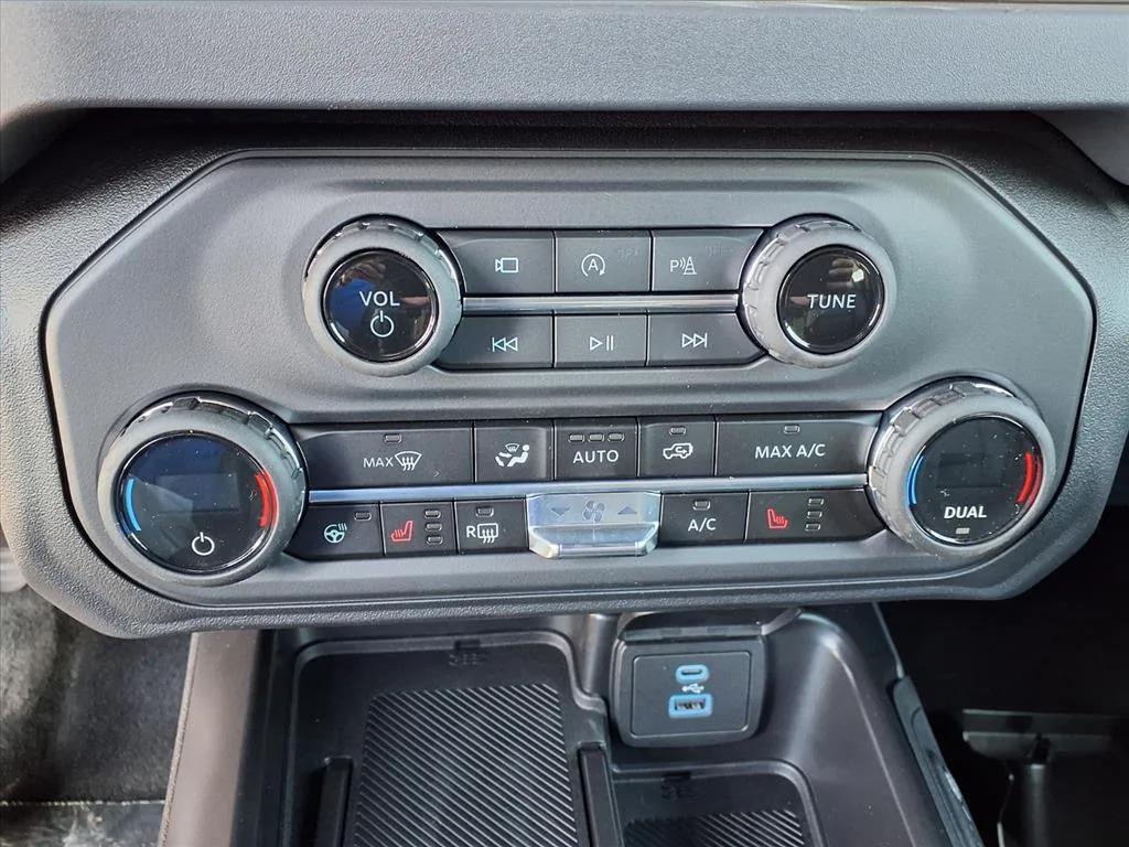 new 2025 Ford Bronco car, priced at $50,119