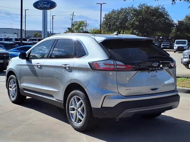 new 2024 Ford Edge car, priced at $33,554