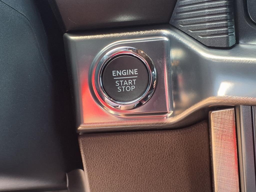 new 2025 Ford F-150 car, priced at $73,298