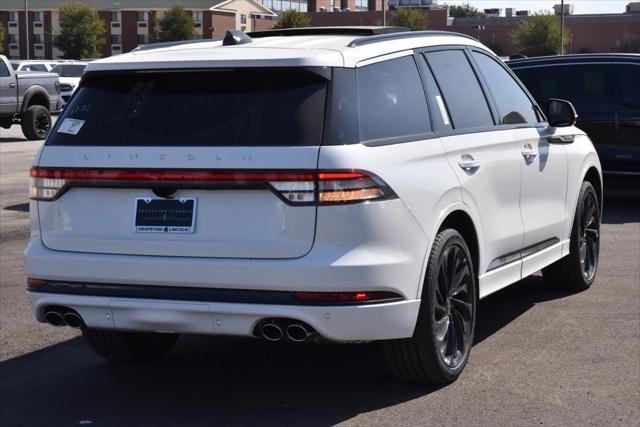 new 2025 Lincoln Aviator car, priced at $77,424