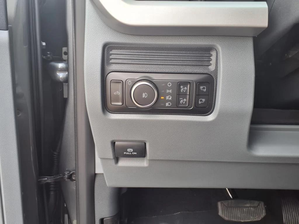 new 2025 Ford F-350 car, priced at $65,250