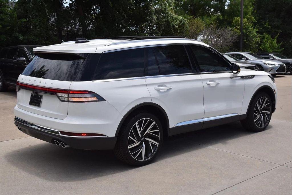 new 2025 Lincoln Aviator car, priced at $77,155