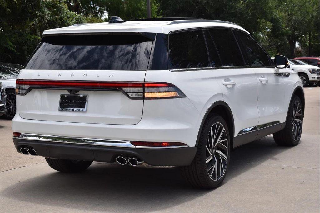 new 2025 Lincoln Aviator car, priced at $77,155