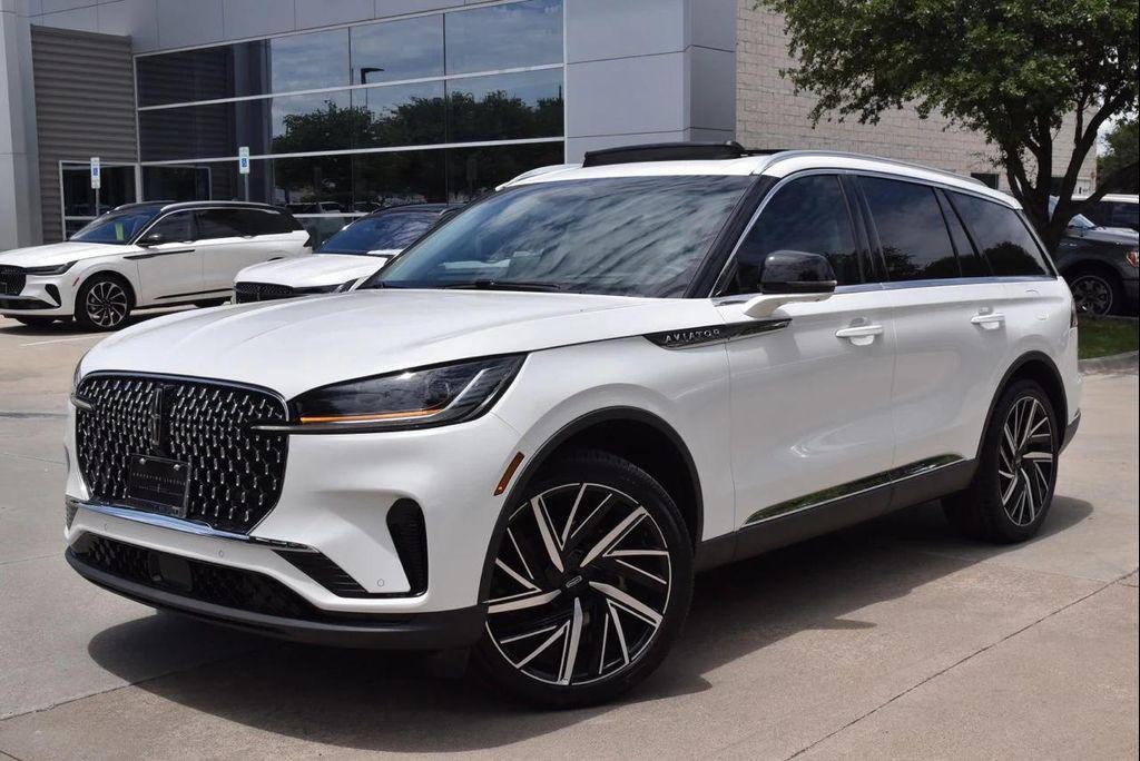 new 2025 Lincoln Aviator car, priced at $77,155