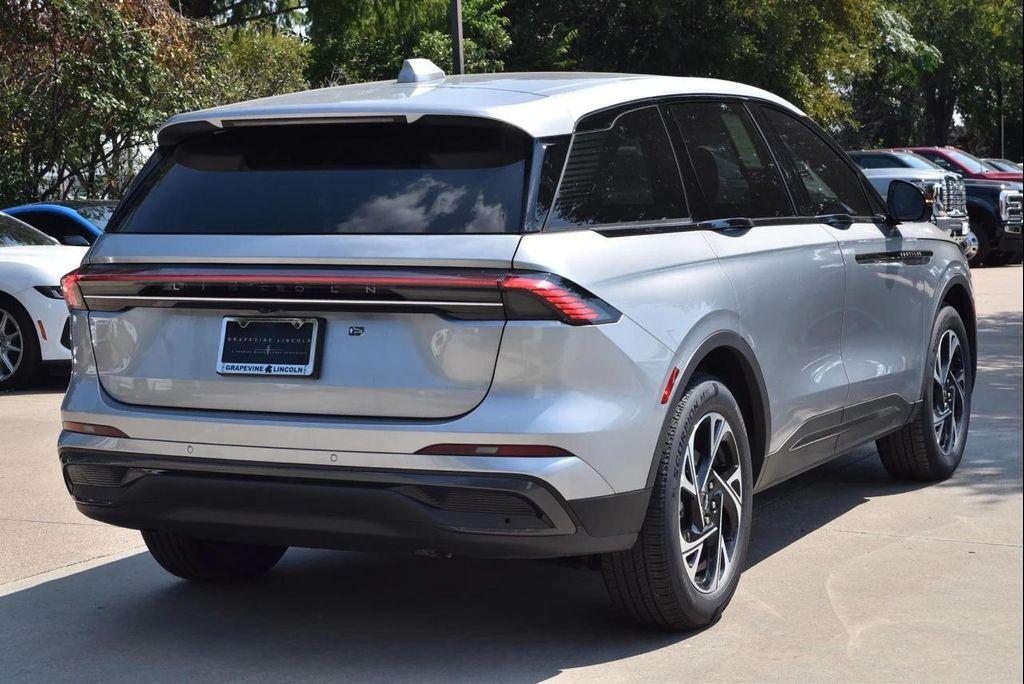 new 2025 Lincoln Nautilus car, priced at $56,434