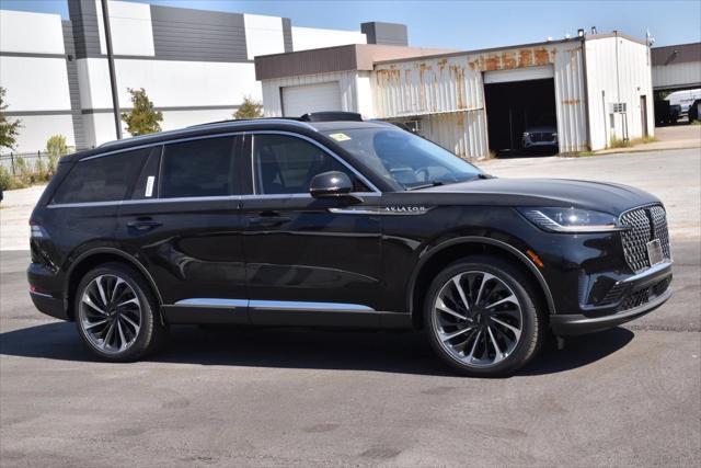 new 2025 Lincoln Aviator car, priced at $68,232