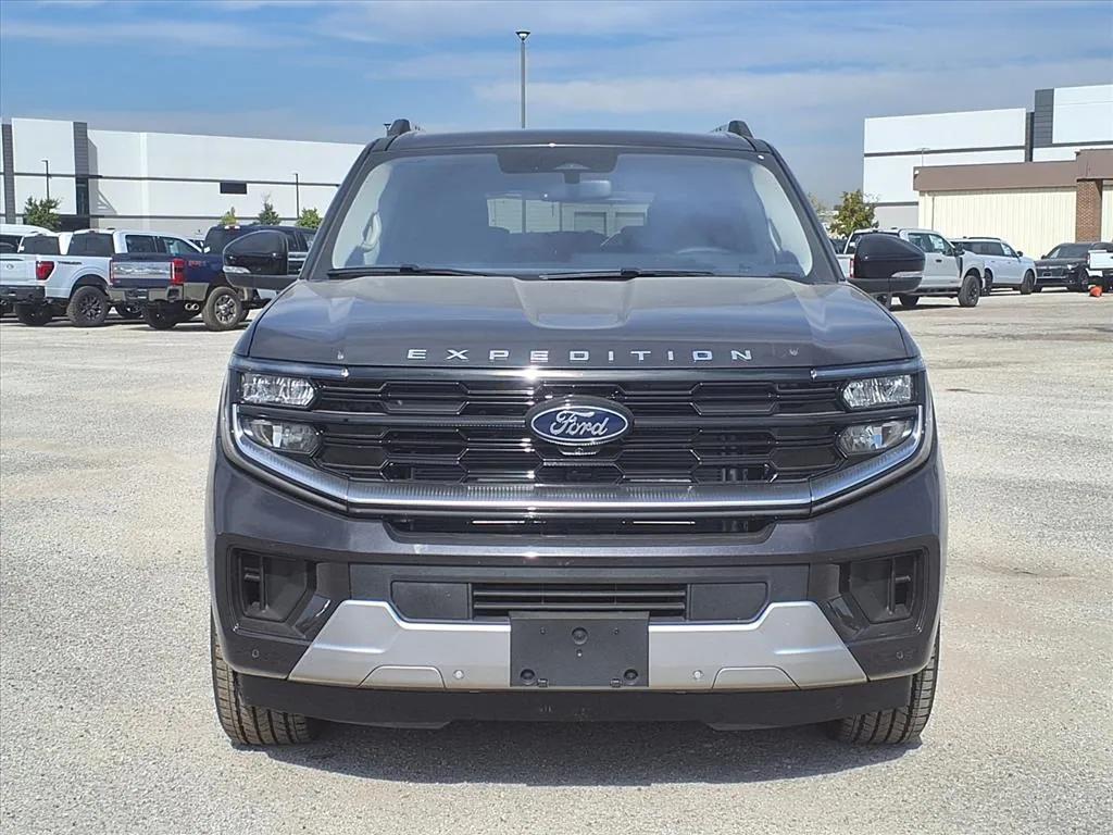 new 2025 Ford Expedition car, priced at $80,250