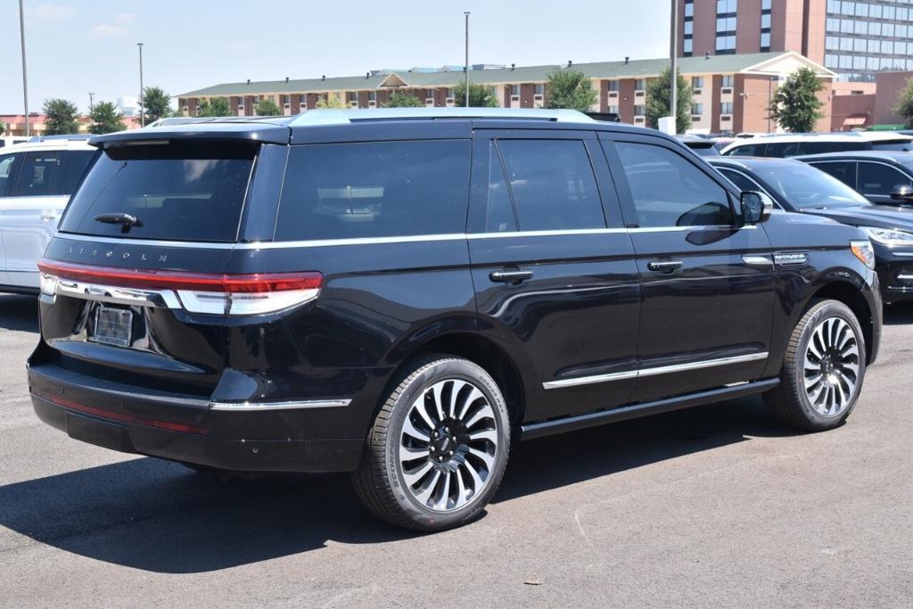 new 2024 Lincoln Navigator car, priced at $113,815