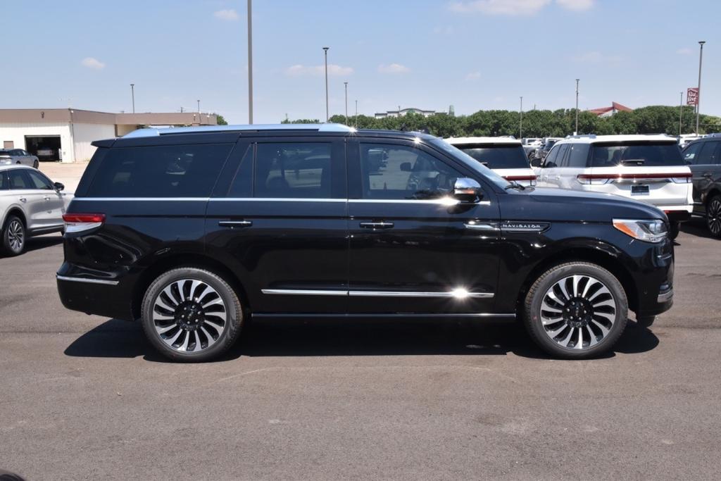 new 2024 Lincoln Navigator car, priced at $113,815