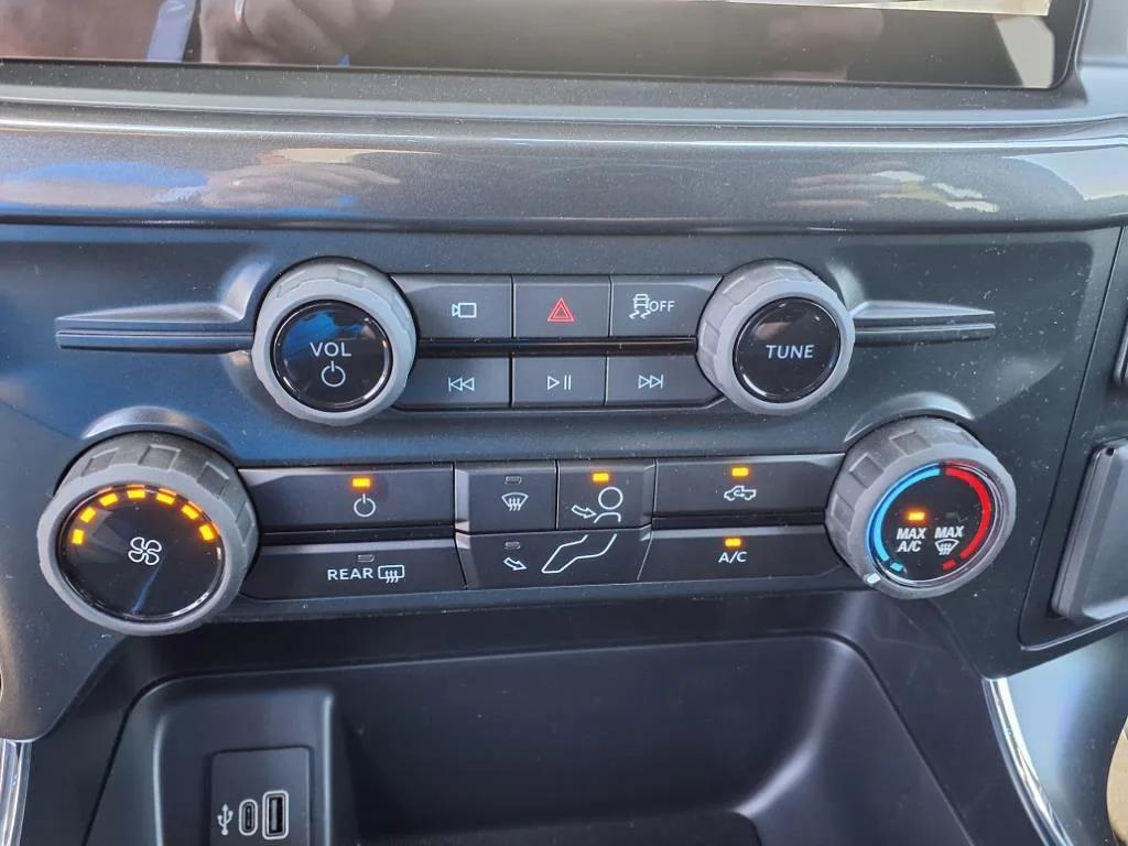 new 2025 Ford F-150 car, priced at $42,225