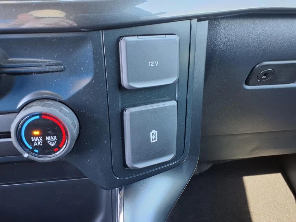 new 2025 Ford F-150 car, priced at $42,225