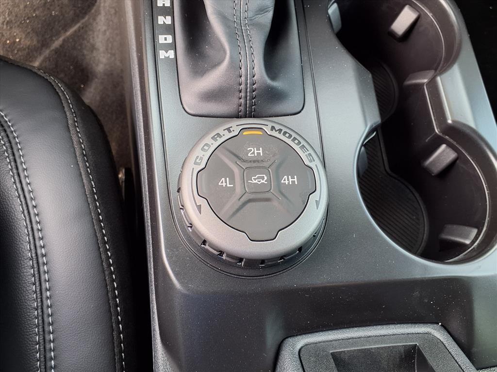 new 2025 Ford Bronco car, priced at $50,671