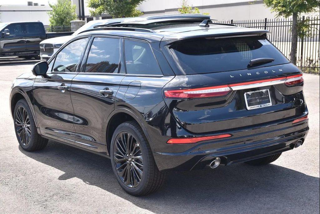 new 2025 Lincoln Corsair car, priced at $47,203