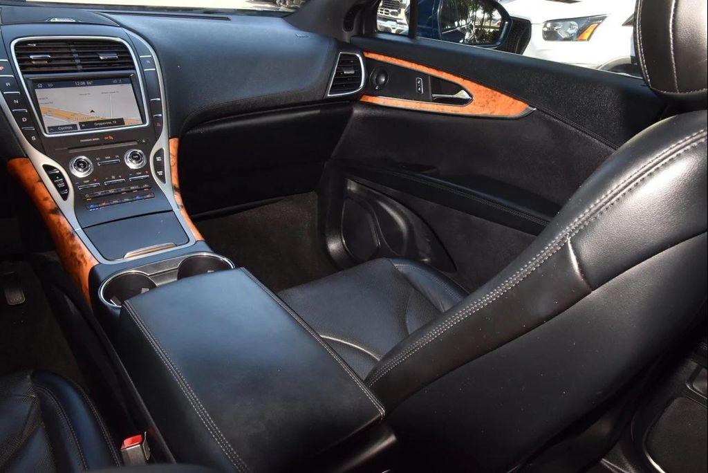 used 2020 Lincoln Nautilus car, priced at $24,994