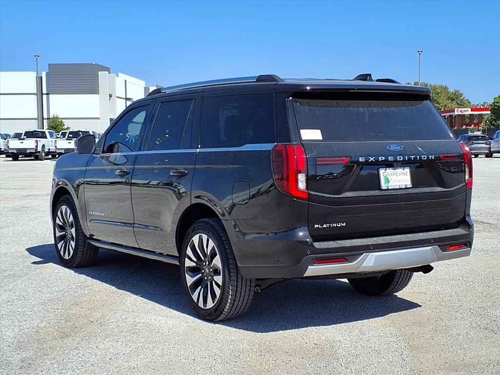 new 2025 Ford Expedition car, priced at $74,172