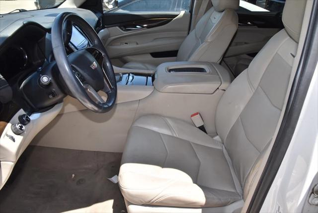 used 2020 Cadillac Escalade ESV car, priced at $45,998