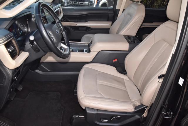 used 2023 Ford Expedition car, priced at $45,422