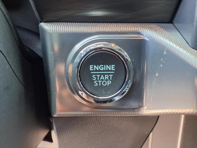 new 2025 Ford F-150 car, priced at $61,517
