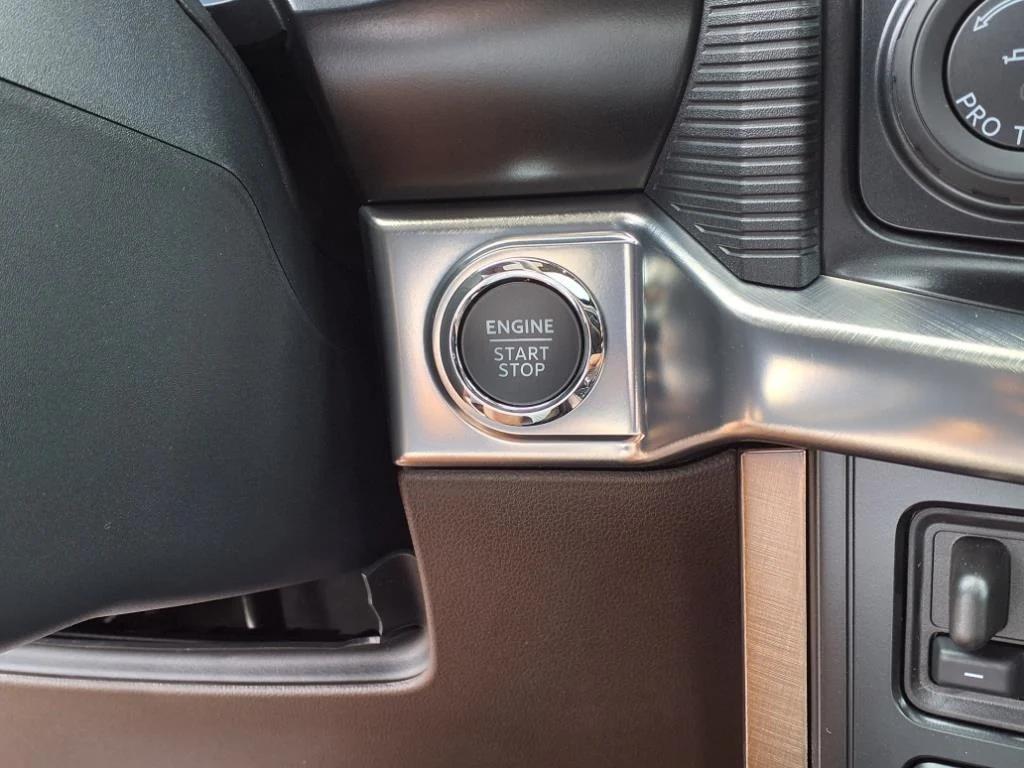 new 2025 Ford F-150 car, priced at $73,298