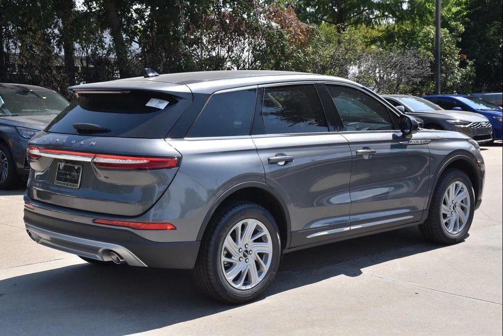 new 2025 Lincoln Corsair car, priced at $40,541