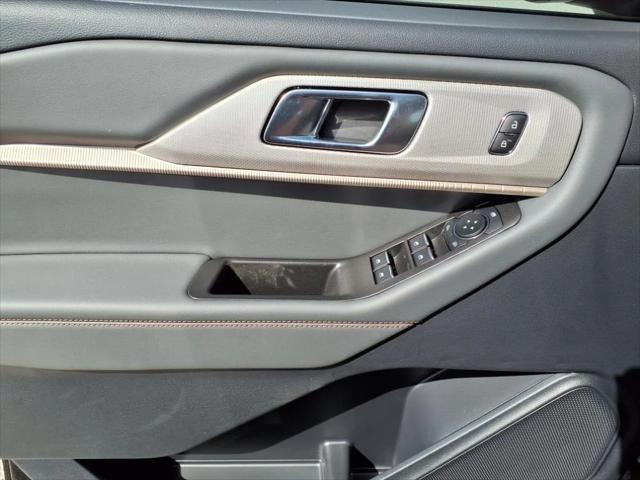 new 2025 Ford Explorer car, priced at $33,922
