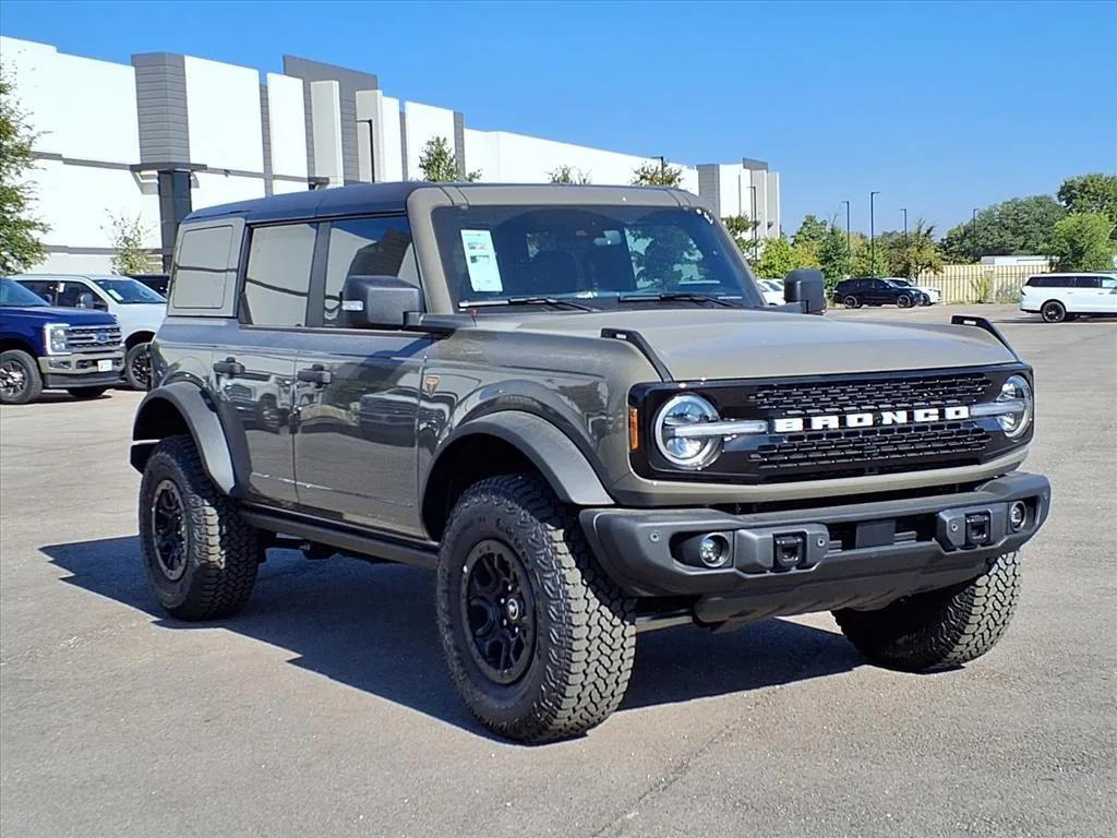 new 2025 Ford Bronco car, priced at $60,925