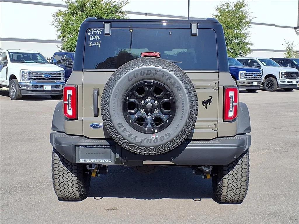 new 2025 Ford Bronco car, priced at $60,925