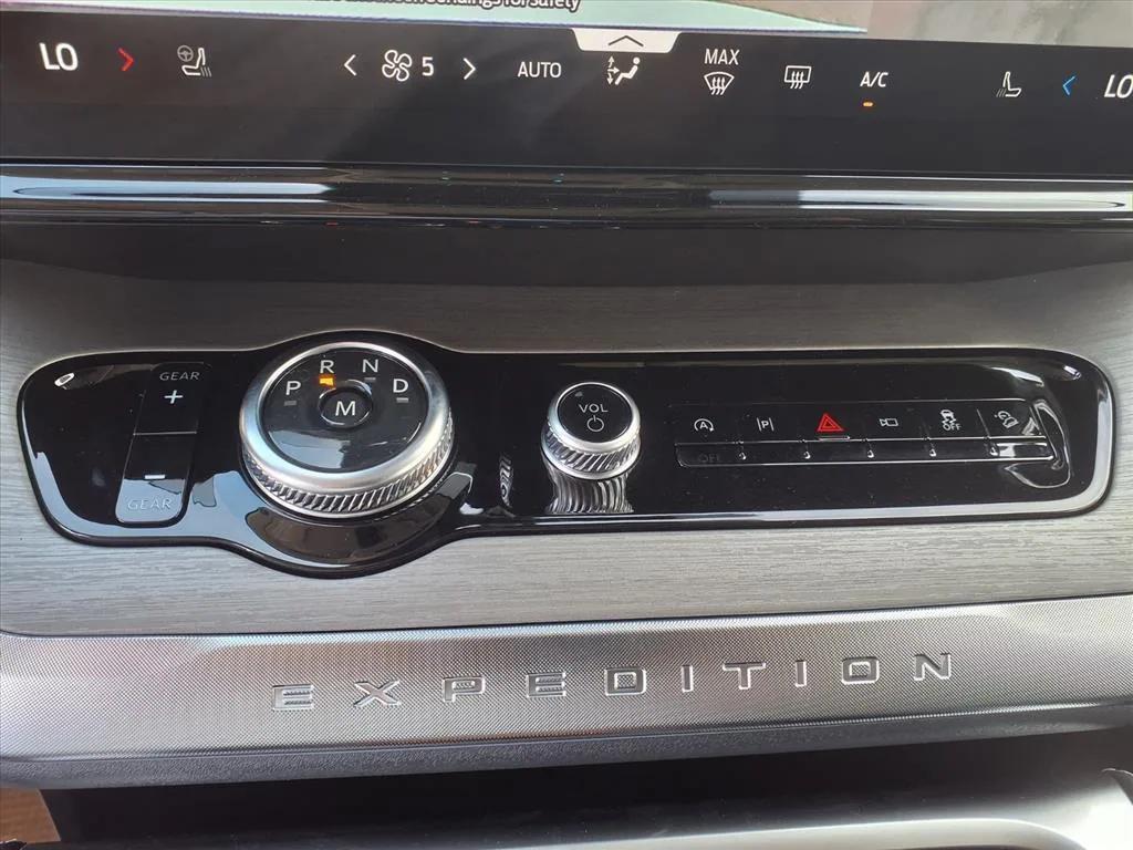 new 2025 Ford Expedition Max car, priced at $84,250