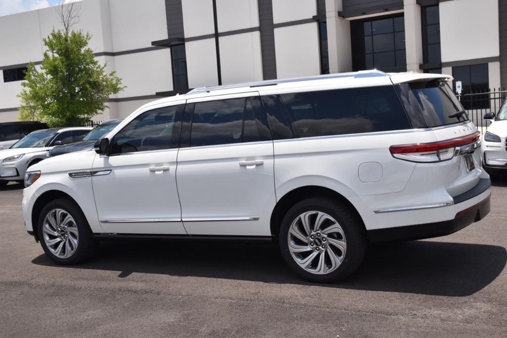 new 2024 Lincoln Navigator car, priced at $101,191