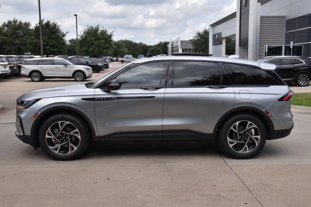 new 2024 Lincoln Nautilus car, priced at $56,914