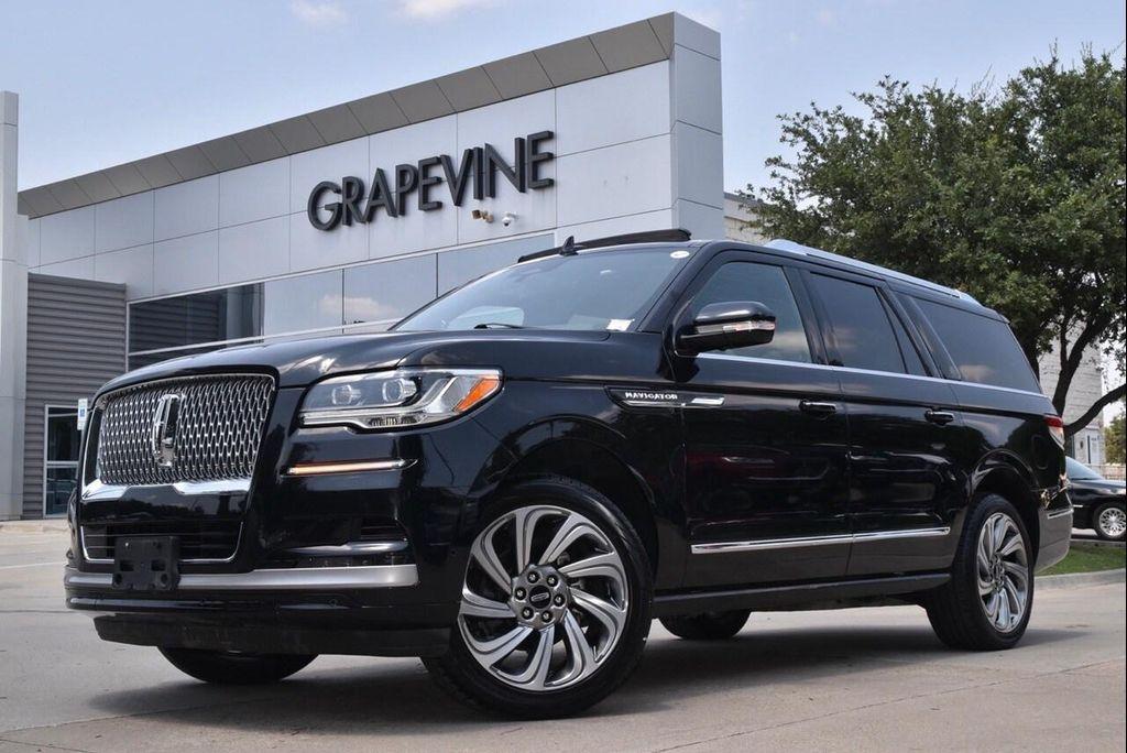 used 2023 Lincoln Navigator car, priced at $61,116